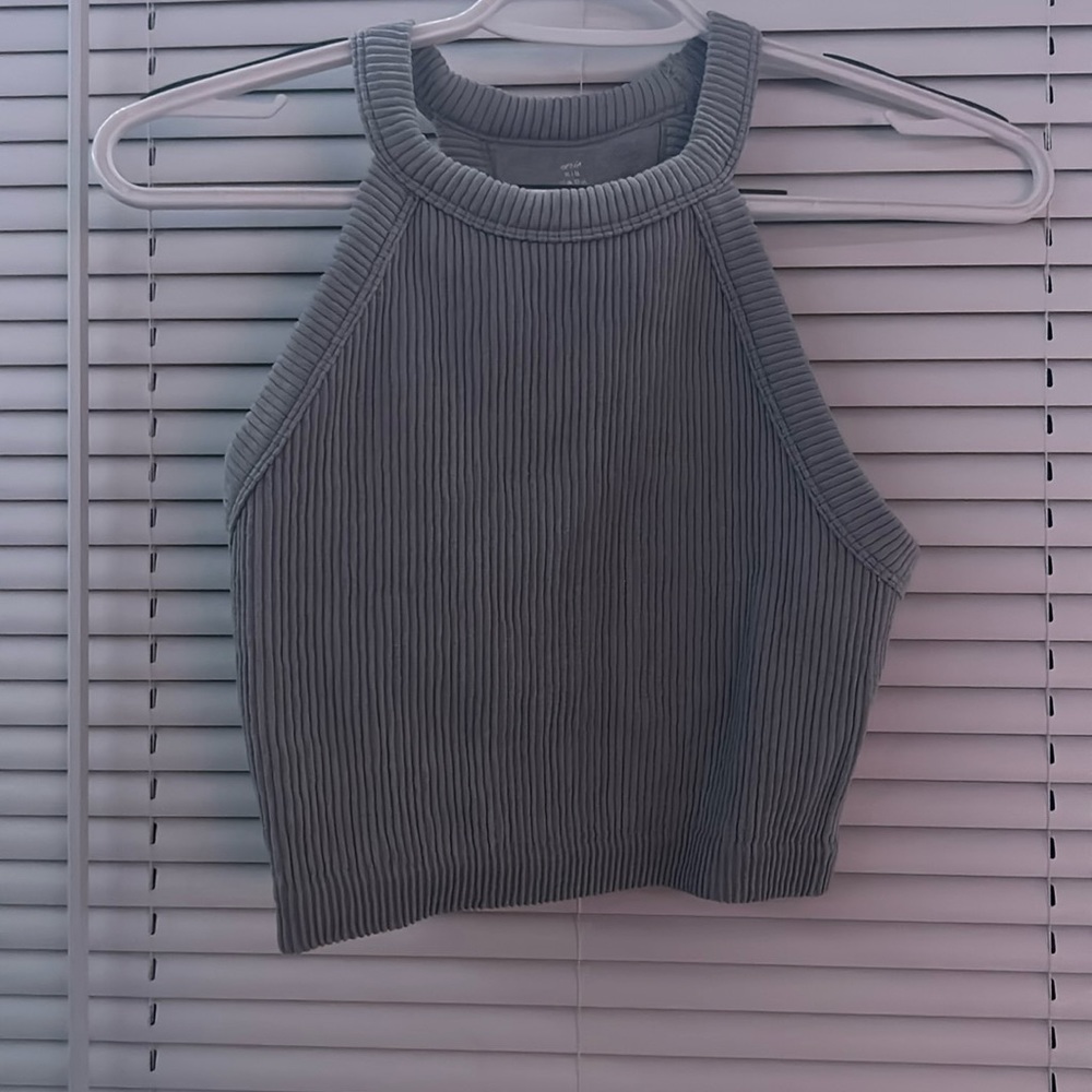 cropped gray aerie top. double lined.